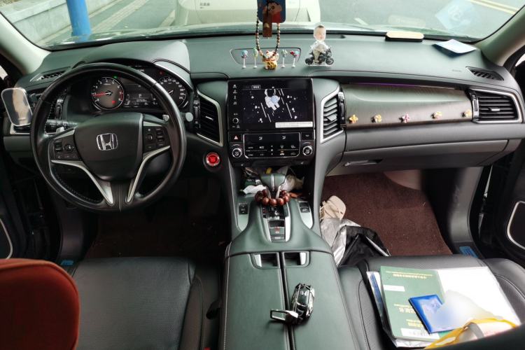 Used Honda Avancier 2022 240TURBO Two-Wheel-Drive Limited-Edition Commemorative Version Center Console