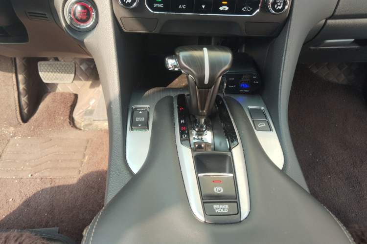 Used Honda Avancier 2022 240TURBO Two-Wheel-Drive Limited-Edition Commemorative Version Gear Lever