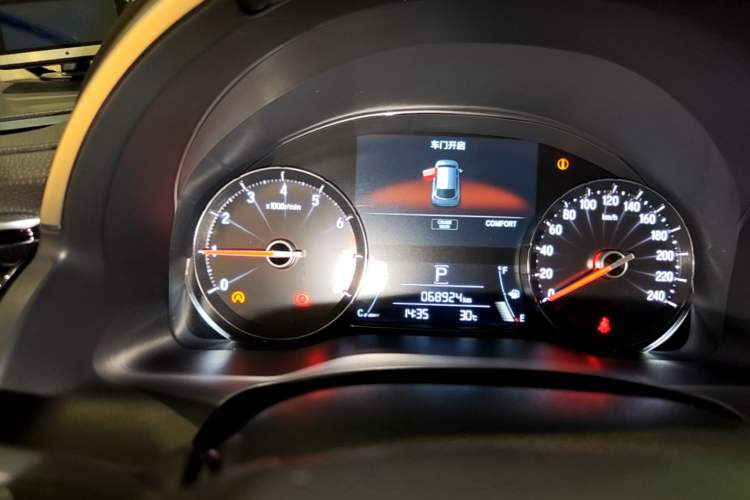 Used Honda Avancier 2022 240TURBO Two-Wheel-Drive Limited-Edition Commemorative Version Instrument Cluster