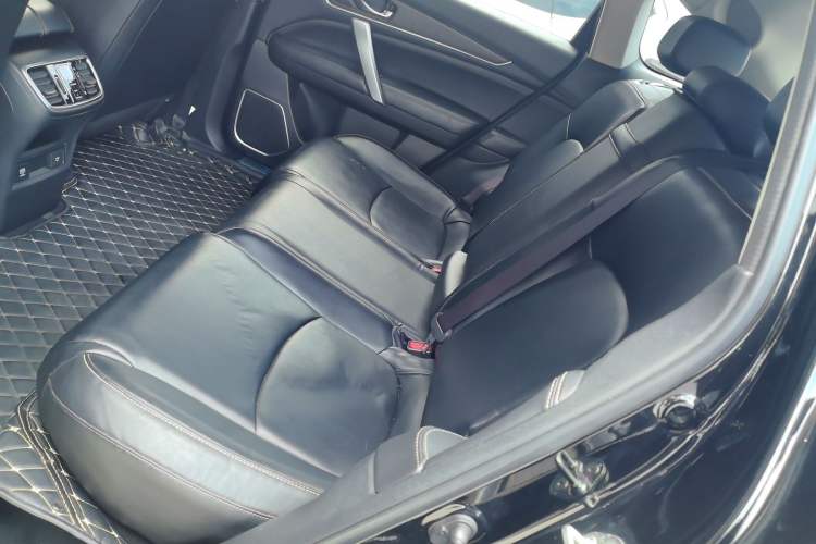 Used Honda Avancier 2022 240TURBO Two-Wheel-Drive Limited-Edition Commemorative Version Interior 4