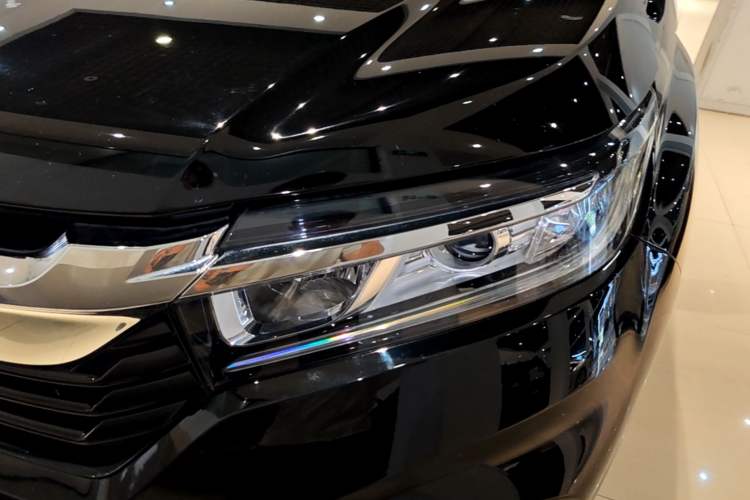 Used Honda Avancier 2022 240TURBO Two-Wheel-Drive Limited-Edition Commemorative Version Left Front Headlight