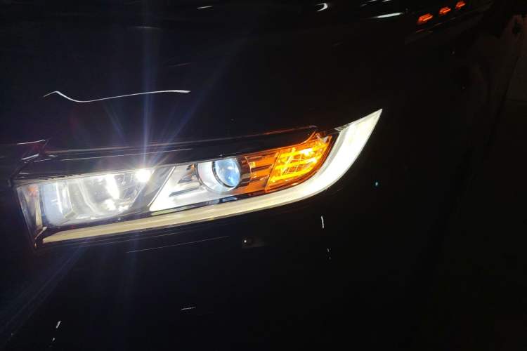 Used Honda Avancier 2022 240TURBO Two-Wheel-Drive Limited-Edition Commemorative Version Left Front Headlight