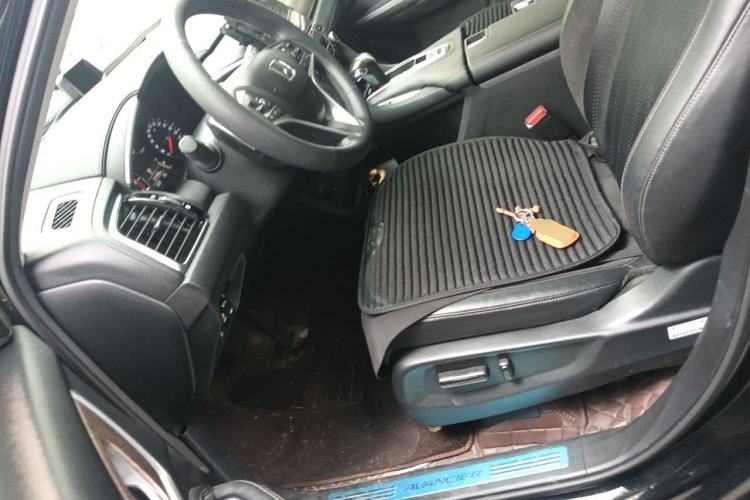 Used Honda Avancier 2022 240TURBO Two-Wheel-Drive Limited-Edition Commemorative Version Left Front Seat