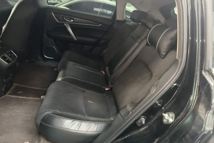 Used Honda Avancier 2022 240TURBO Two-Wheel-Drive Limited-Edition Commemorative Version Left Rear Seat