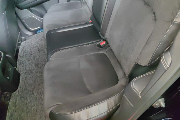 Used Honda Avancier 2022 240TURBO Two-Wheel-Drive Limited-Edition Commemorative Version Left Rear Seat