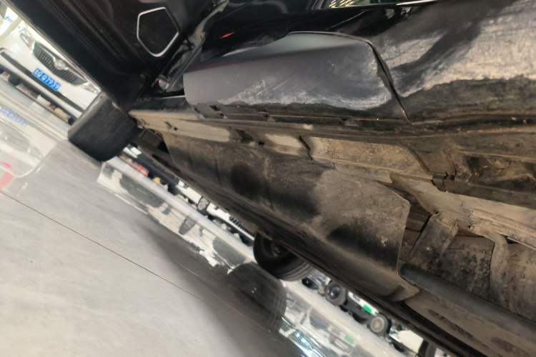 Used Honda Avancier 2022 240TURBO Two-Wheel-Drive Limited-Edition Commemorative Version Left Side Sill