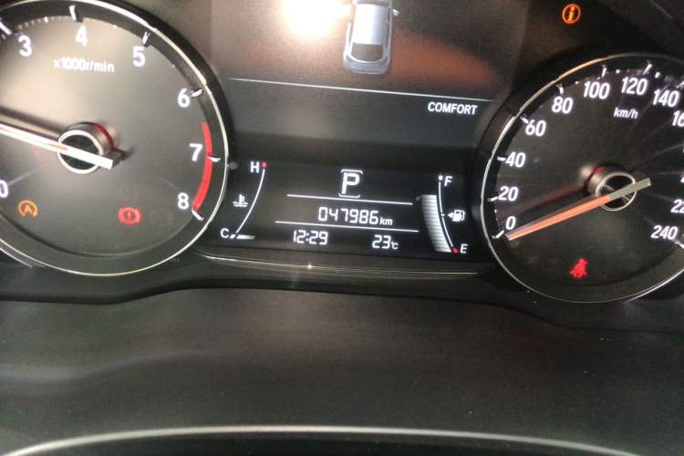 Used Honda Avancier 2022 240TURBO Two-Wheel-Drive Limited-Edition Commemorative Version Odometer Close Up