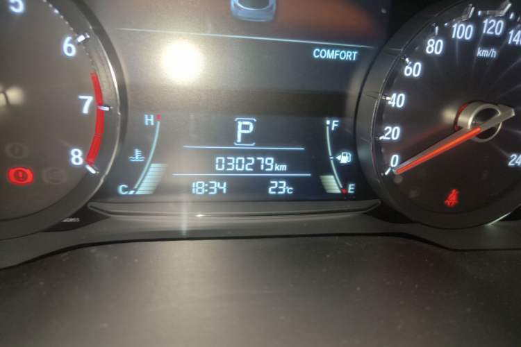 Used Honda Avancier 2022 240TURBO Two-Wheel-Drive Limited-Edition Commemorative Version Odometer Close Up