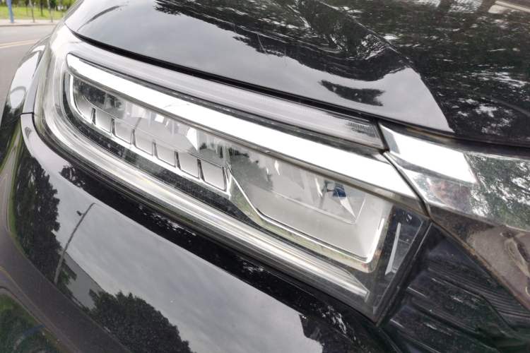 Used Honda Avancier 2022 240TURBO Two-Wheel-Drive Limited-Edition Commemorative Version Right Front Headlight