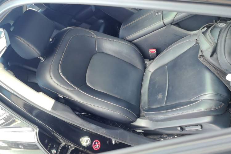 Used Honda Avancier 2022 240TURBO Two-Wheel-Drive Limited-Edition Commemorative Version Right Front Seat