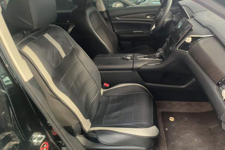 Used Honda Avancier 2022 240TURBO Two-Wheel-Drive Limited-Edition Commemorative Version Right Front Seat