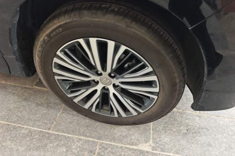 Used Honda Avancier 2022 240TURBO Two-Wheel-Drive Limited-Edition Commemorative Version Right Front Wheel Hub