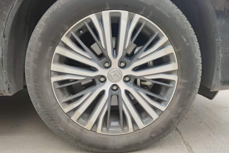 Used Honda Avancier 2022 240TURBO Two-Wheel-Drive Limited-Edition Commemorative Version Right Front Wheel Hub