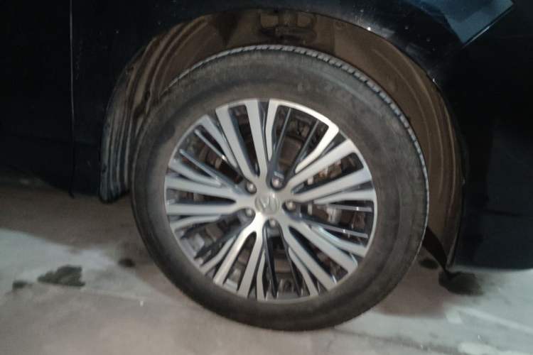 Used Honda Avancier 2022 240TURBO Two-Wheel-Drive Limited-Edition Commemorative Version Right Front Wheel Hub