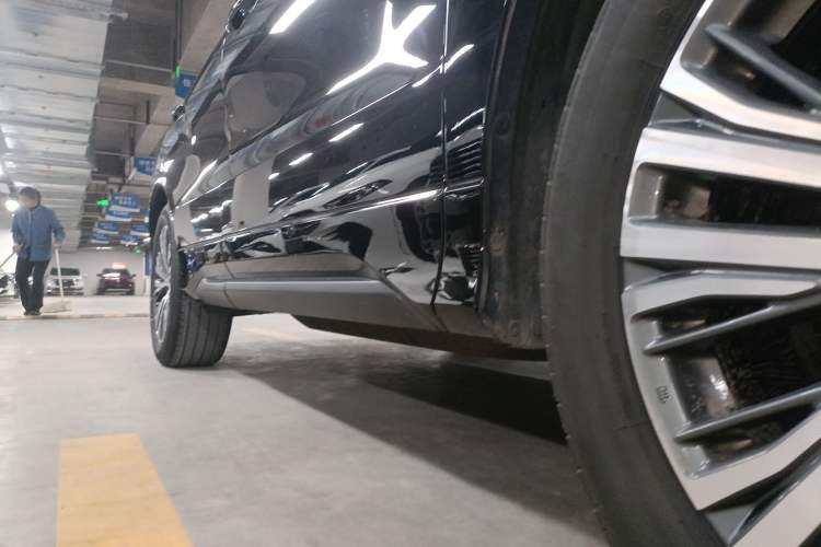 Used Honda Avancier 2022 240TURBO Two-Wheel-Drive Limited-Edition Commemorative Version Right Side Sill