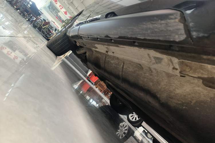 Used Honda Avancier 2022 240TURBO Two-Wheel-Drive Limited-Edition Commemorative Version Right Side Sill