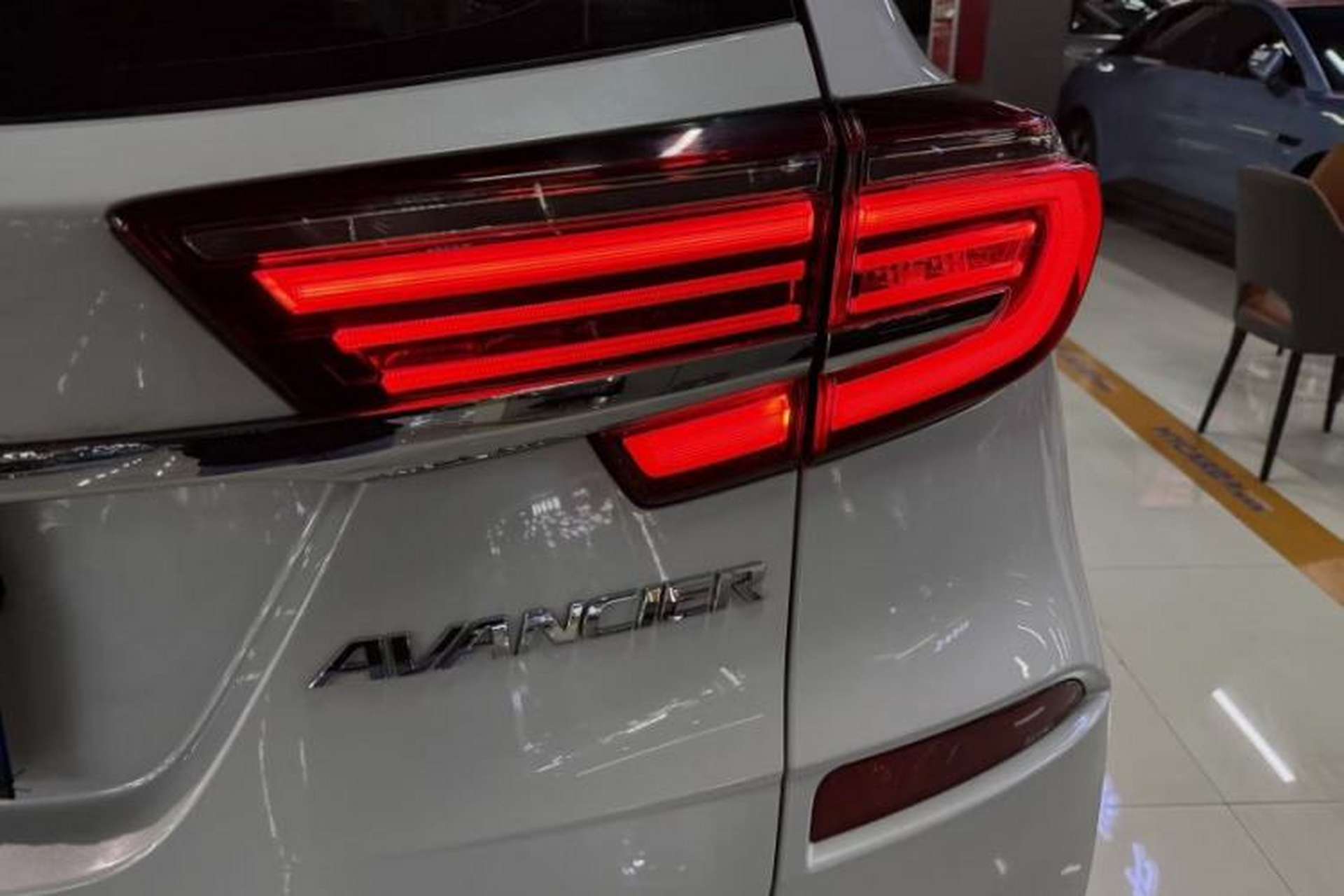Used Honda Avancier 2022 240TURBO Two-Wheel-Drive Limited-Edition Commemorative Version Exterior 6