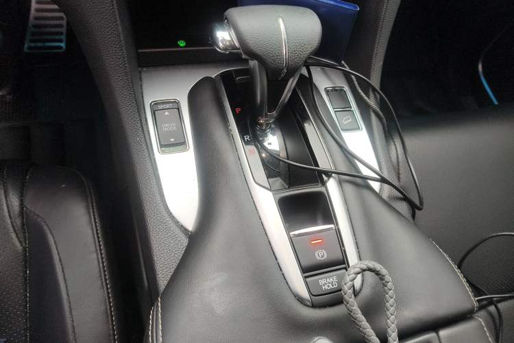 Used Honda Avancier 2022 240TURBO Two-Wheel-Drive Limited-Edition Commemorative Version Gear Lever