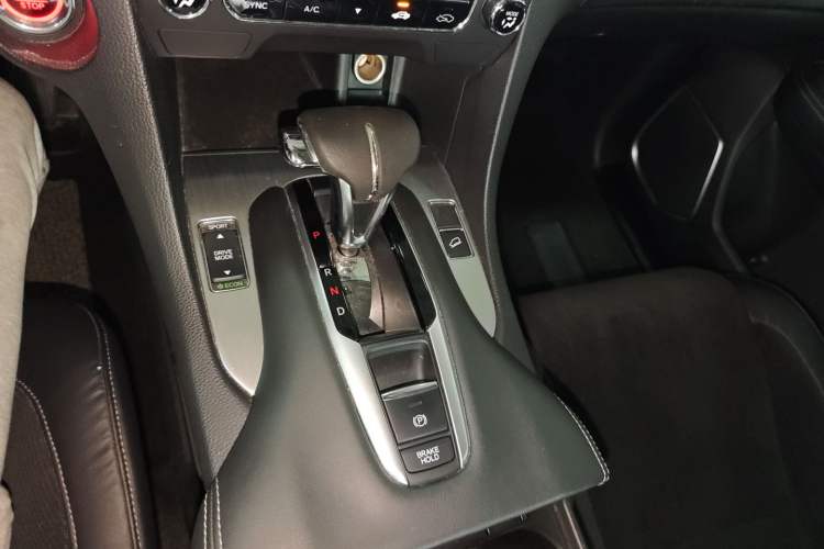 Used Honda Avancier 2022 240TURBO Two-Wheel-Drive Limited-Edition Commemorative Version Gear Lever
