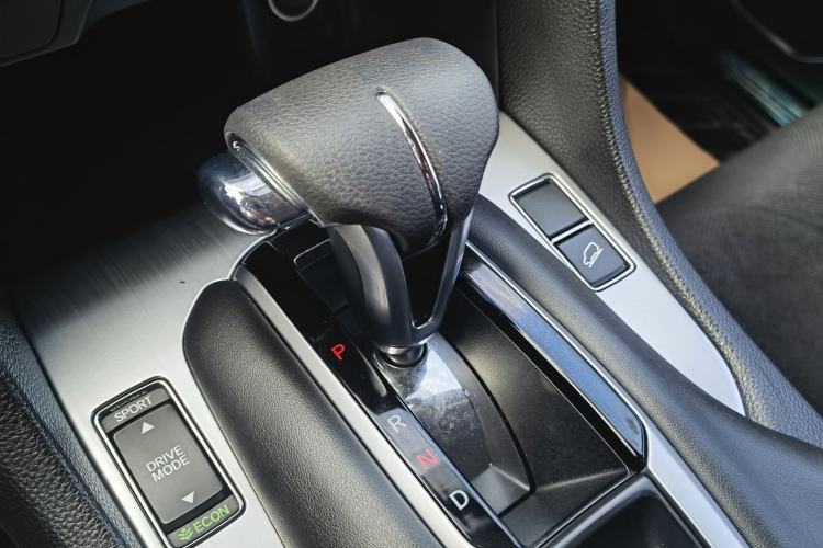 Used Honda Avancier 2022 240TURBO Two-Wheel-Drive Limited-Edition Commemorative Version Interior 6
