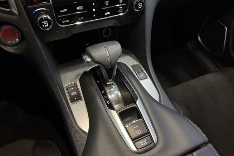 Used Honda Avancier 2022 240TURBO Two-Wheel-Drive Limited-Edition Commemorative Version Interior 8