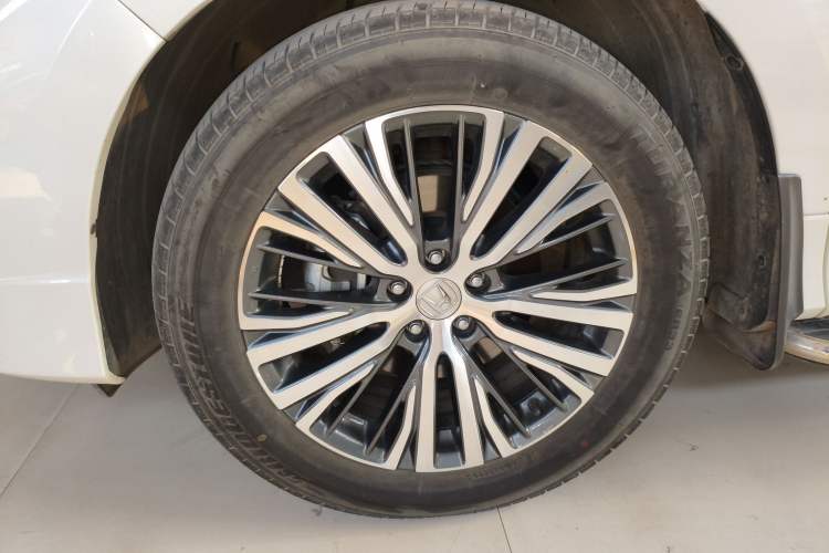 Used Honda Avancier 2022 240TURBO Two-Wheel-Drive Limited-Edition Commemorative Version Left Front Wheel Hub