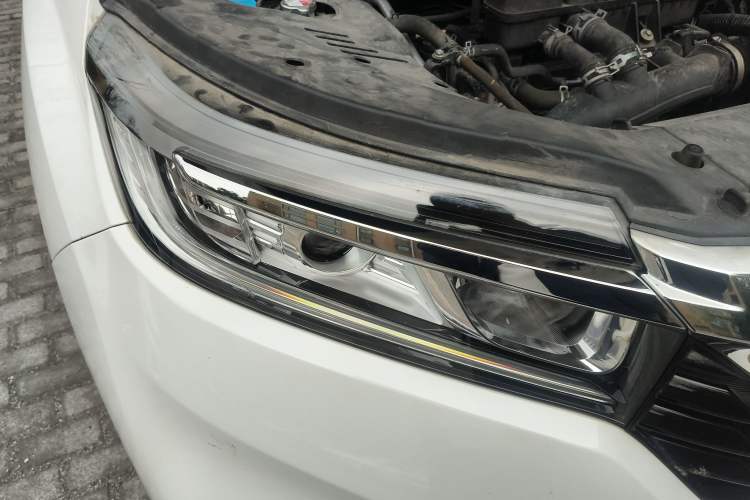 Used Honda Avancier 2022 240TURBO Two-Wheel-Drive Limited-Edition Commemorative Version Right Front Headlight