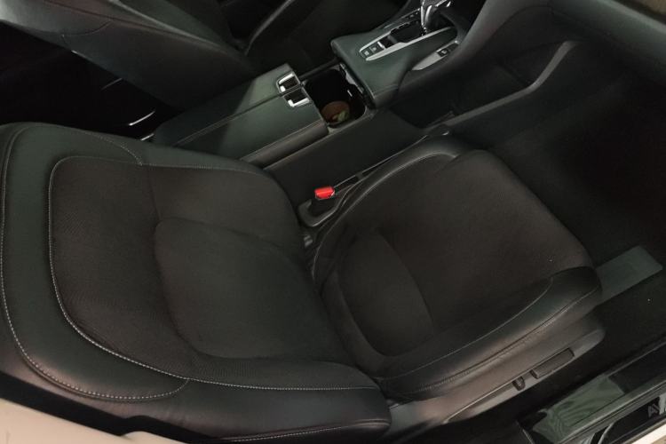 Used Honda Avancier 2022 240TURBO Two-Wheel-Drive Limited-Edition Commemorative Version Right Front Seat