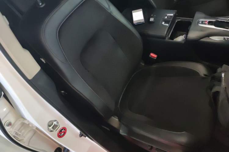 Used Honda Avancier 2022 240TURBO Two-Wheel-Drive Limited-Edition Commemorative Version Right Front Seat