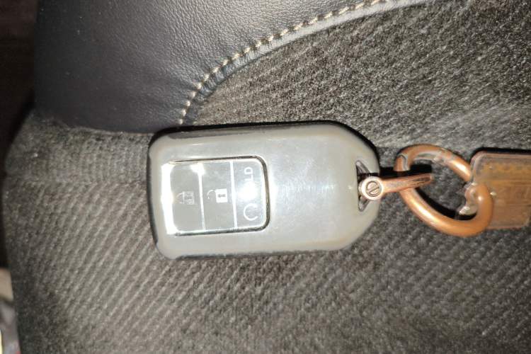 Used Honda Avancier 2022 240TURBO Two-Wheel-Drive Limited-Edition Commemorative Version Vehicle Key