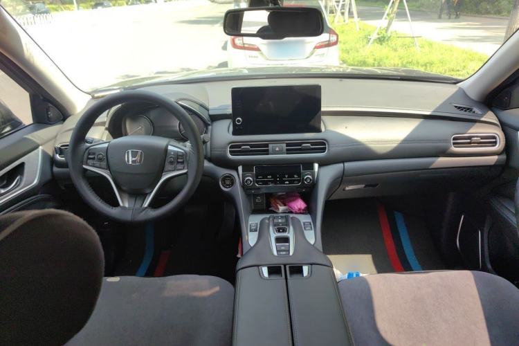 Used Honda Avancier 2023 370TURBO Two-Wheel-Drive Luxury Edition Center Console