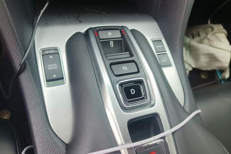 Used Honda Avancier 2023 370TURBO Four-Wheel Drive Luxury Edition Gear Lever