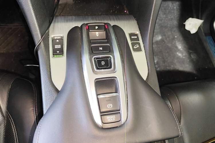 Used Honda Avancier 2023 370TURBO Four-Wheel Drive Luxury Edition Gear Lever