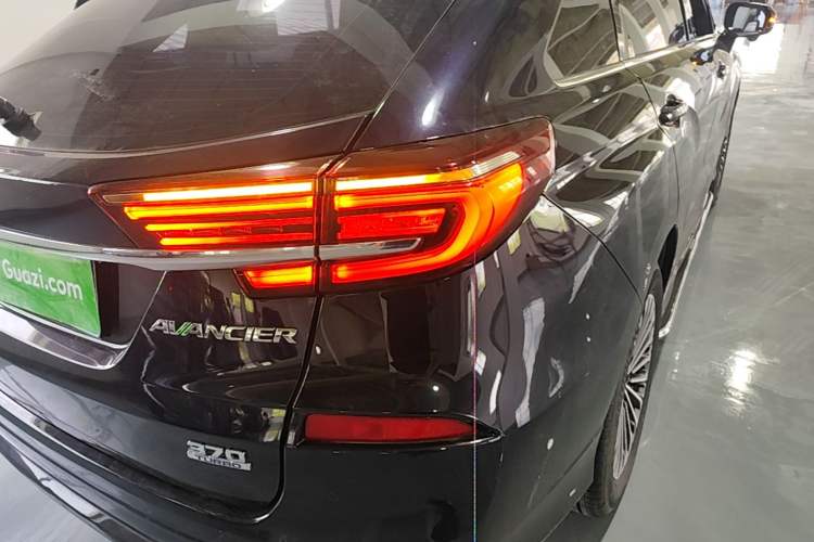 Used Honda Avancier 2023 370TURBO Four-Wheel Drive Luxury Edition Right Rear Taillight