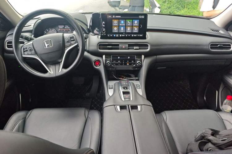 Used Honda Avancier 2023 370TURBO Two-Wheel-Drive Luxury Edition Center Console