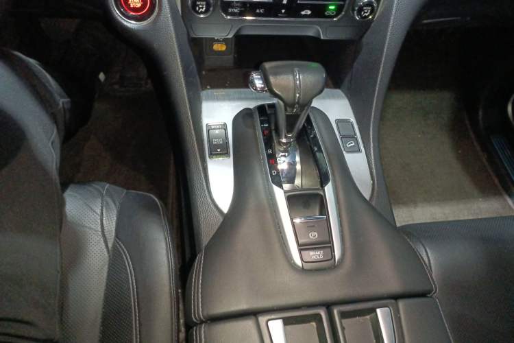 Used Honda Avancier 2023 240TURBO Two-Wheel Drive Comfort Edition Gear Lever