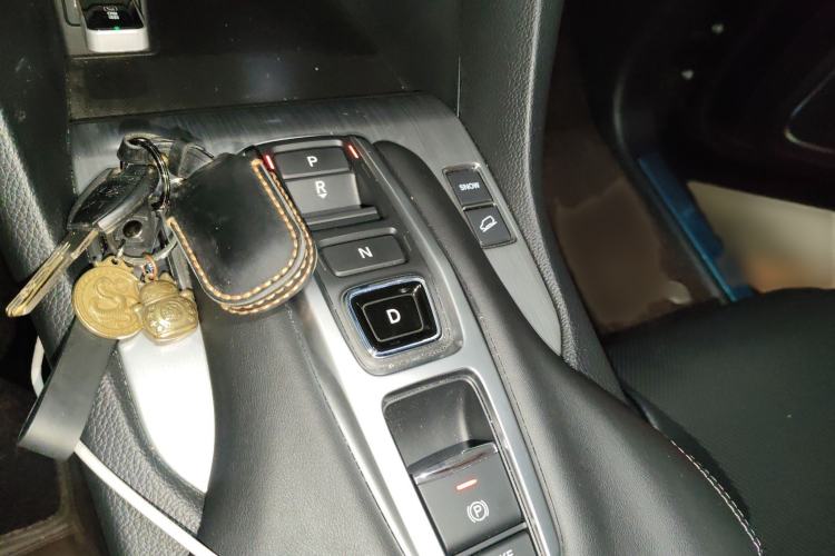 Used Honda Avancier 2023 370TURBO Two-Wheel-Drive Luxury Edition Gear Lever