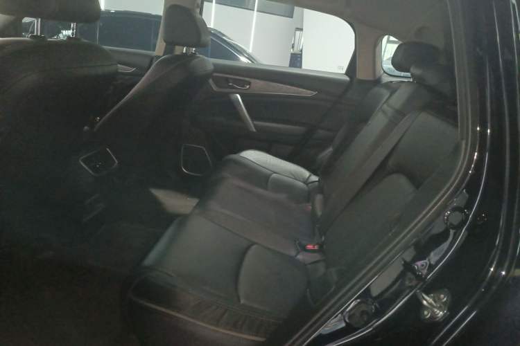 Used Honda Avancier 2023 240TURBO Two-Wheel Drive Comfort Edition Interior 4