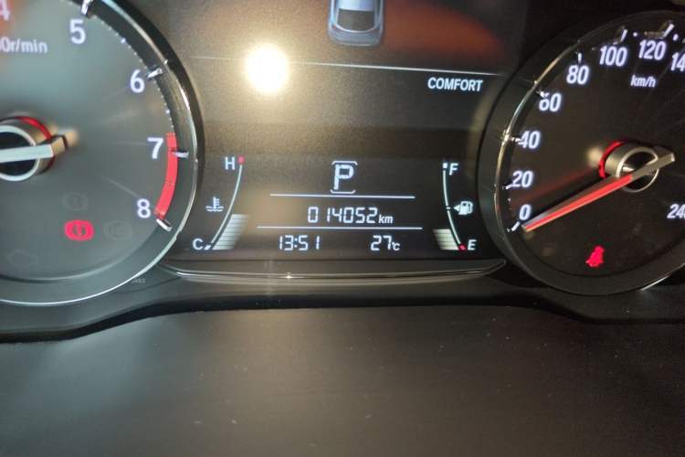 Used Honda Avancier 2023 370TURBO Two-Wheel-Drive Luxury Edition Odometer Close Up