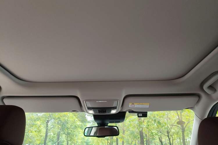 Used Honda Avancier 2023 370TURBO Four-Wheel Drive Luxury Edition Headliner
