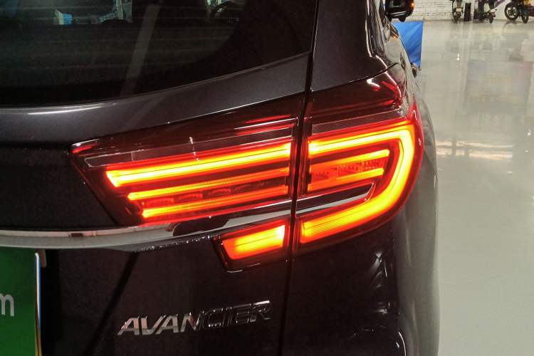 Used Honda Avancier 2023 370TURBO Four-Wheel Drive Luxury Edition Right Rear Taillight