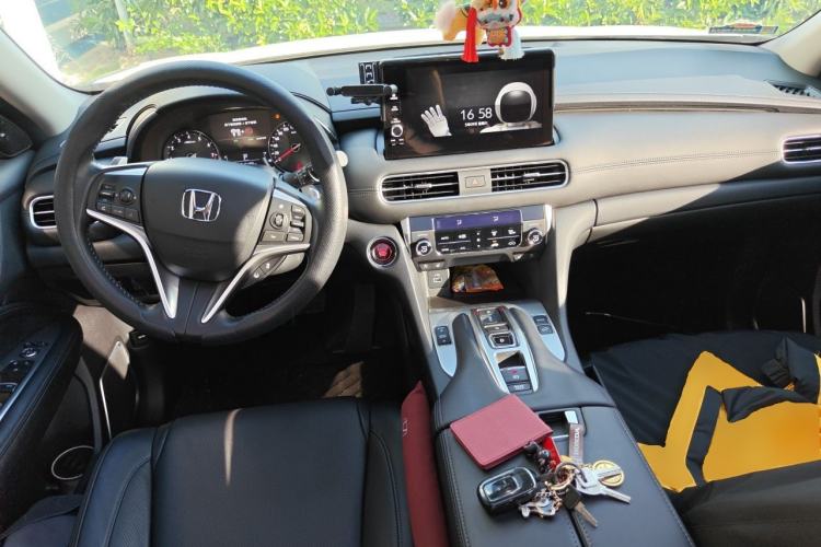 Used Honda Avancier 2023 370TURBO Four-Wheel Drive Luxury Edition Center Console