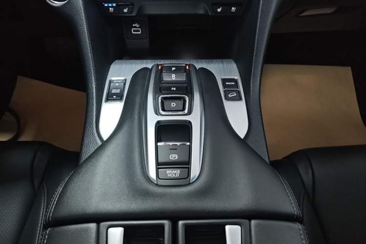 Used Honda Avancier 2023 370TURBO Four-Wheel Drive Luxury Edition Gear Lever