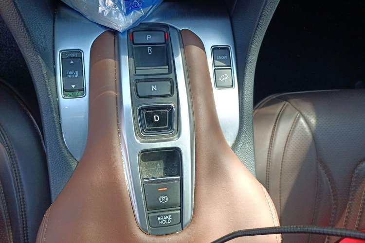 Used Honda Avancier 2023 370TURBO Four-Wheel Drive Luxury Edition Gear Lever