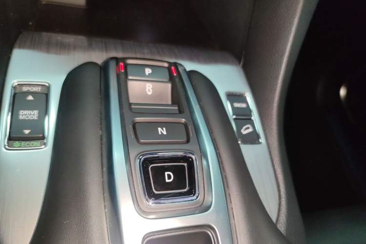 Used Honda Avancier 2023 370TURBO Four-Wheel Drive Luxury Edition Gear Lever