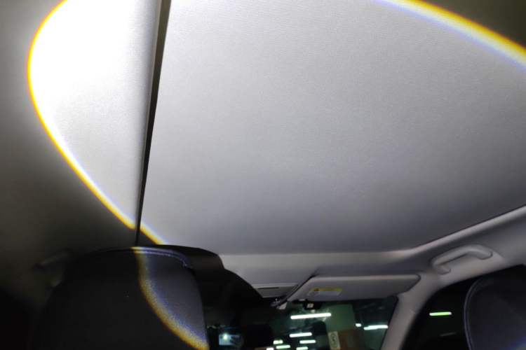 Used Honda Avancier 2023 370TURBO Two-Wheel-Drive Luxury Edition Headliner