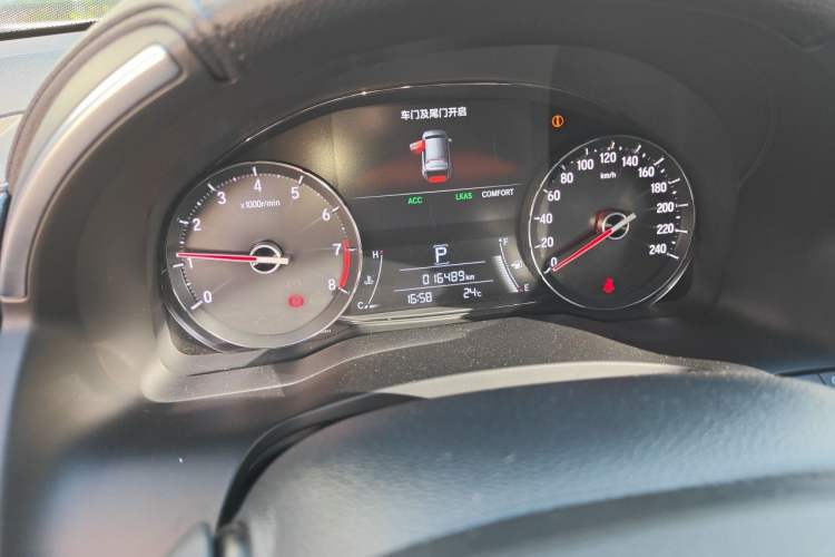 Used Honda Avancier 2023 370TURBO Four-Wheel Drive Luxury Edition Odometer Close Up