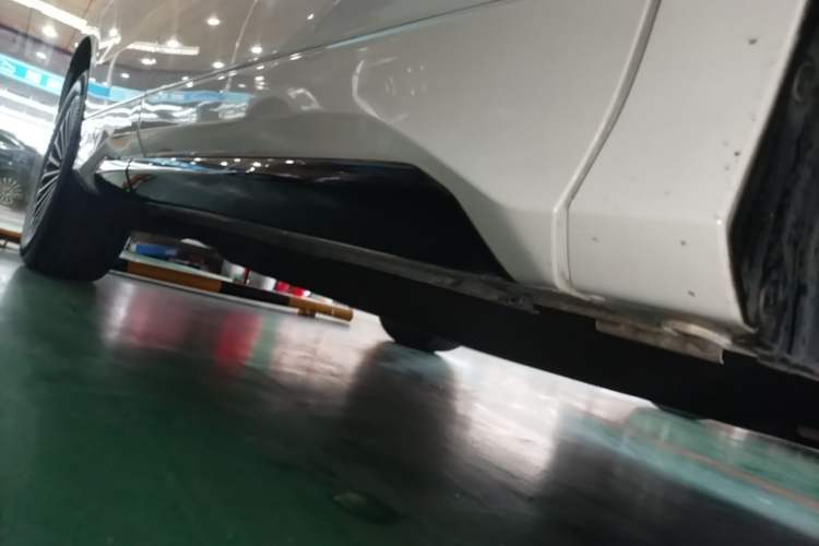 Used Honda Avancier 2023 370TURBO Four-Wheel Drive Luxury Edition Right Side Sill
