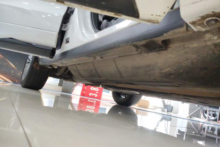 Used Honda Avancier 2023 370TURBO Four-Wheel Drive Luxury Edition Right Side Sill
