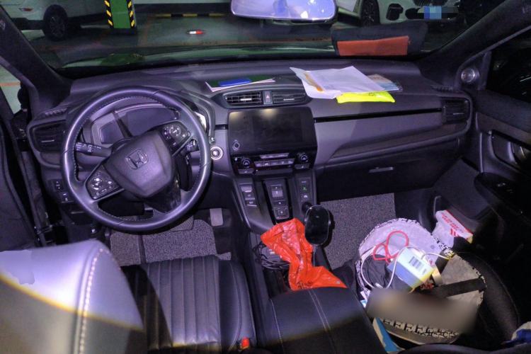 Used Honda Breeze 2020 Rui Hybrid 2.0L Two-Wheel Drive Rui Phantom Night Edition Center Console